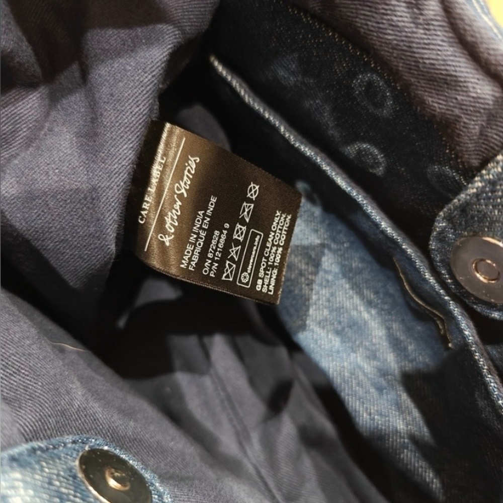 Denim Woven Hobo Bag - Picture 5 of 8